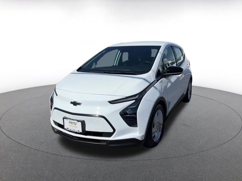 Used 2023 Chevrolet Bolt LT w/ Driver Confidence Package image 7