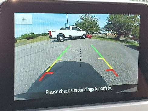 Used 2022 Ford Escape SE image 18