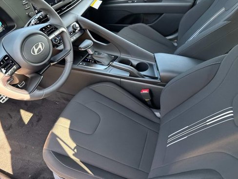 New 2025 Hyundai Elantra Sport image 21