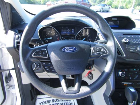Used 2017 Ford Escape SE w/ SE Cold Weather Package image 17