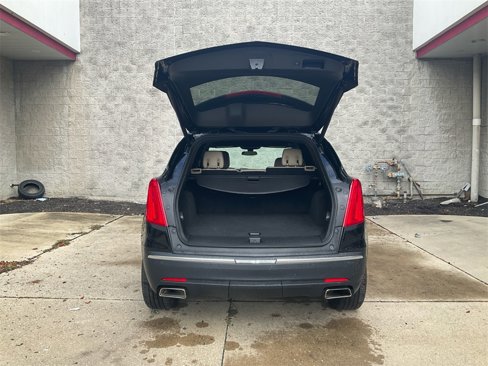Used 2017 Cadillac XT5 FWD image 11