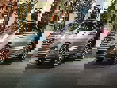 Used 2019 Ford Edge SEL w/ Equipment Group 201A image 1