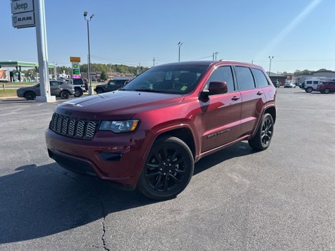 Used 2021 Jeep Grand Cherokee Laredo X image 4