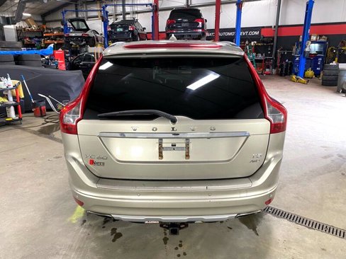 Used 2016 Volvo XC60 T5 Premier w/ Climate Package image 8