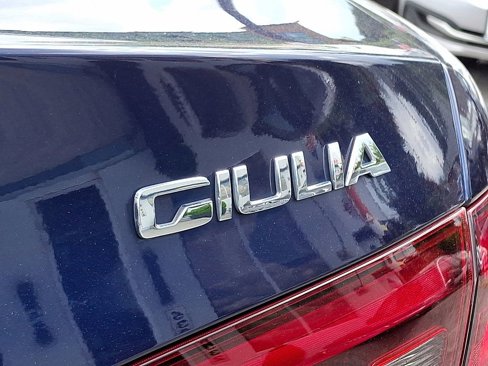 Used 2017 Alfa Romeo Giulia Ti w/ TI 19" Sport Package image 29