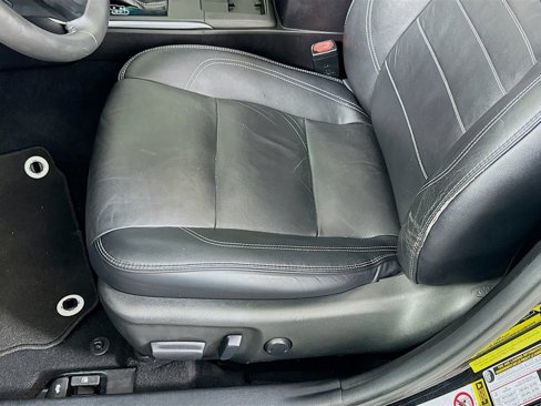 Used 2017 Toyota Camry XLE image 19