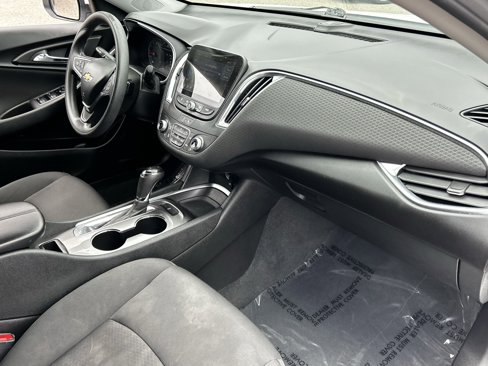 Used 2020 Chevrolet Malibu LT image 11
