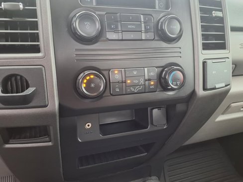 Used 2019 Ford F250 XL w/ Power Equipment Group image 27