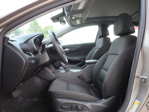 Used 2024 Chevrolet Malibu LT image 28