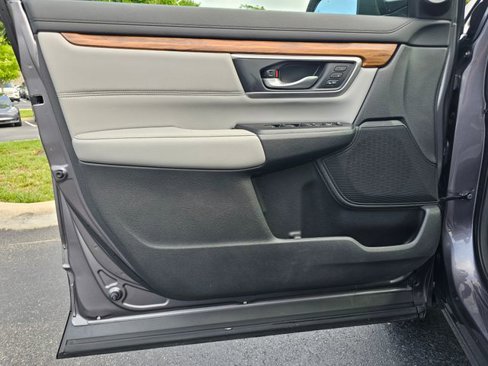 Used 2020 Honda CR-V Touring image 21