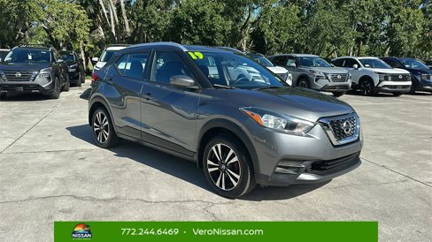 Used 2019 Nissan Kicks SV image 1