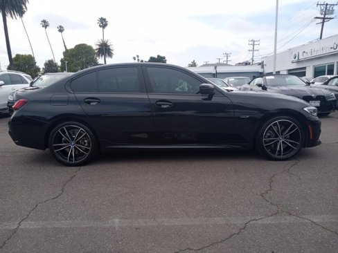 Used 2022 BMW 330e w/ M Sport Package image 7