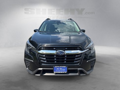 Used 2023 Subaru Ascent 8-Passenger image 4