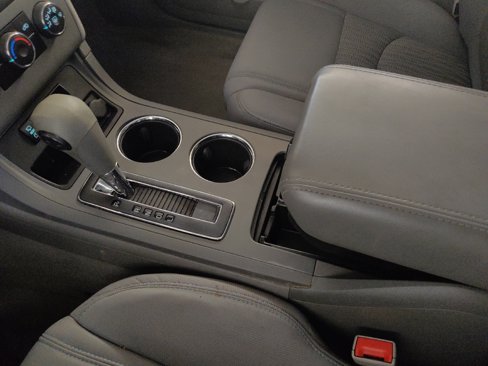 Used 2015 Chevrolet Traverse LS image 26