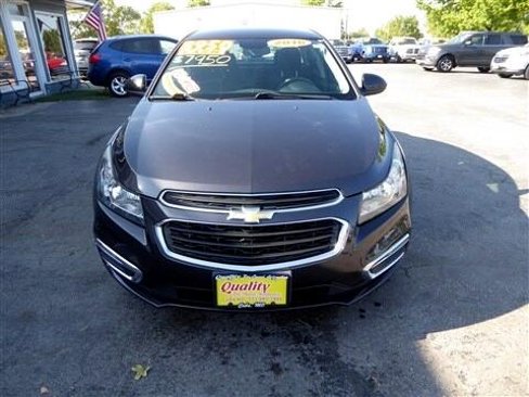 Used 2016 Chevrolet Cruze LT image 3