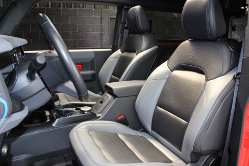 Used 2023 Ford Bronco Black Diamond w/ Sasquatch Package image 38