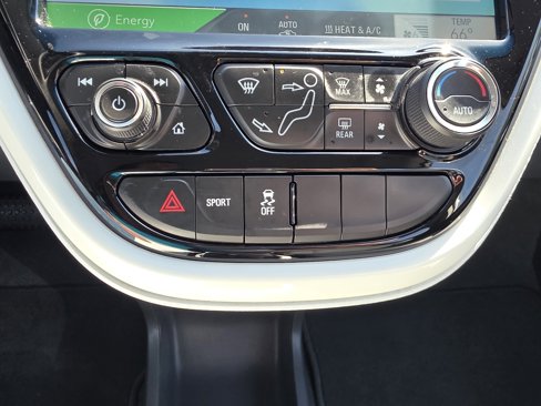 Used 2017 Chevrolet Bolt LT image 28