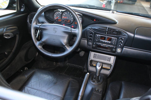 Used 2000 Porsche Boxster image 18