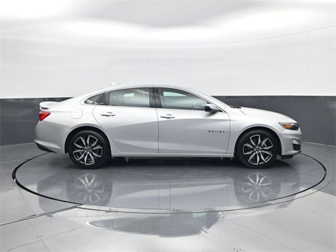 Used 2021 Chevrolet Malibu RS image 4
