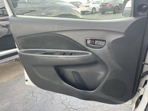 Used 2012 Toyota Yaris Sedan image 13