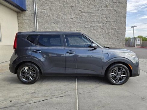 Used 2020 Kia Soul EX image 6
