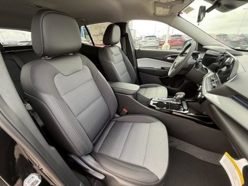 New 2025 Chevrolet Trax LT image 22