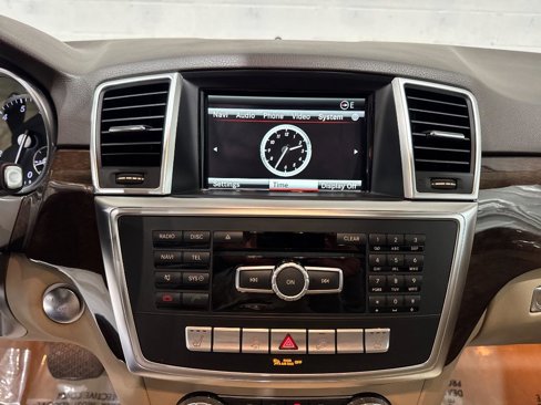 Used 2015 Mercedes-Benz ML 350 4MATIC image 46