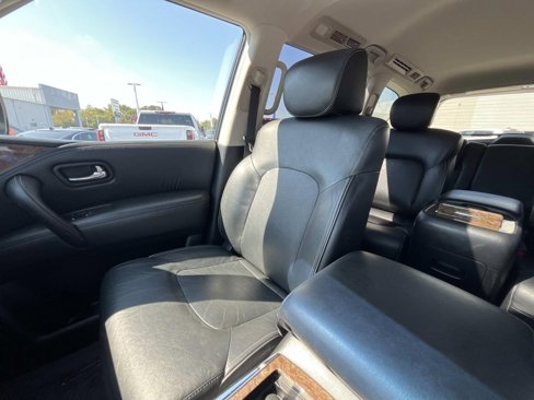 Used 2015 INFINITI QX80 Luxe w/ 22" Wheel Package image 30