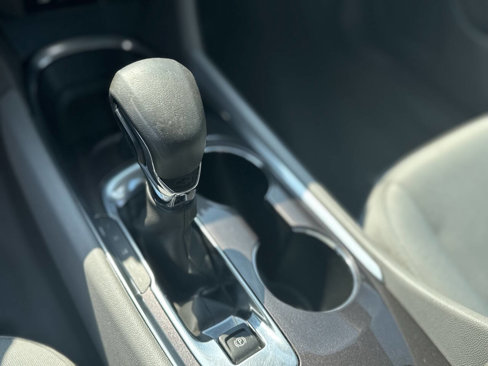 Used 2022 Chevrolet Malibu LT image 19