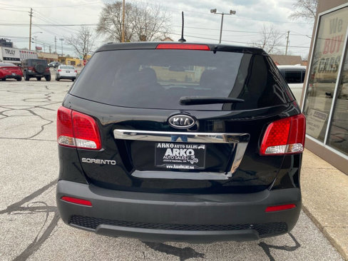 Used 2011 Kia Sorento 2WD image 8