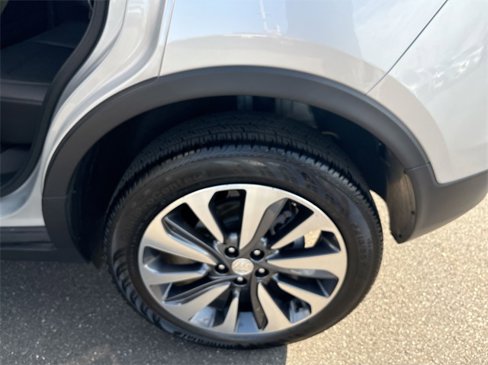 Certified 2022 Buick Encore Preferred image 32
