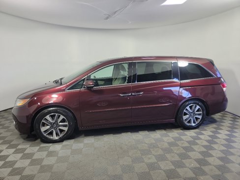 Used 2014 Honda Odyssey Touring Elite image 11
