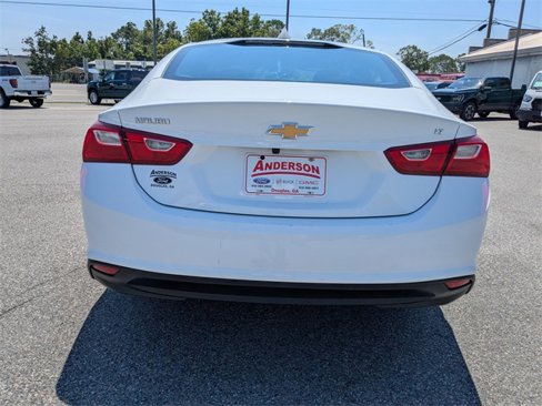 Used 2023 Chevrolet Malibu LT image 5
