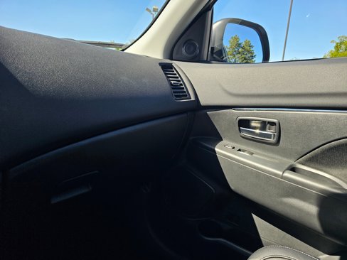 Used 2024 Mitsubishi Outlander Sport LE image 25