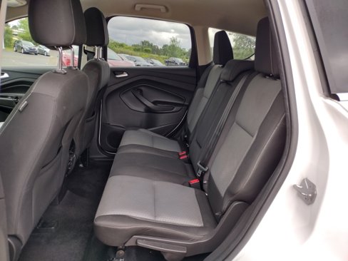 Used 2017 Ford Escape SE w/ SE Cold Weather Package image 6