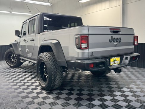 Used 2020 Jeep Gladiator Sport w/ Quick Order Package 24S image 4