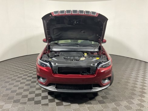 Used 2019 Jeep Cherokee Latitude w/ Cold Weather Group image 5