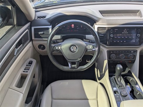 Used 2019 Volkswagen Atlas SEL R-Line image 16