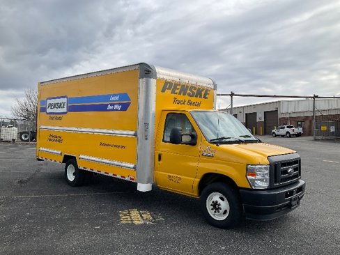 Used 2022 Ford E-350 and Econoline 350 Super Duty image 1