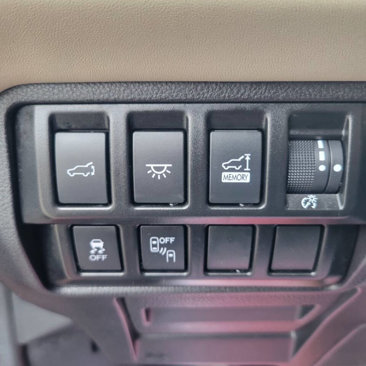 Used 2022 Subaru Ascent Touring image 8