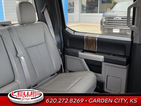 Used 2020 Ford F150 Lariat w/ Equipment Group 502A Luxury image 24