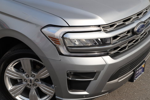 Certified 2024 Ford Expedition Max Platinum image 2