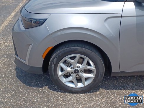 Used 2023 Kia Soul LX w/ LX Technology Package image 16