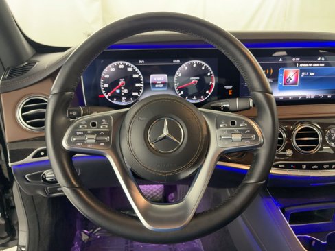 Used 2019 Mercedes-Benz S 450 Sedan image 17