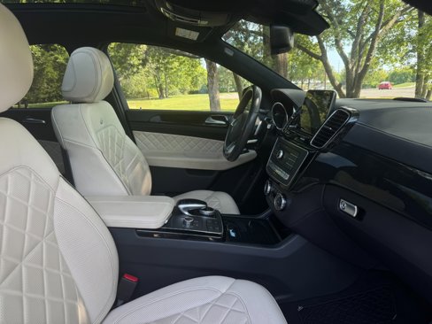 Used 2019 Mercedes-Benz GLE 43 AMG 4MATIC Coupe image 44