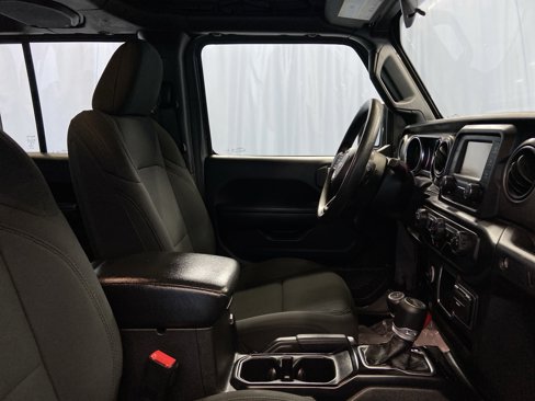 Certified 2021 Jeep Wrangler Unlimited Sport image 39