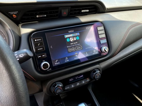 Used 2023 Nissan Kicks SR image 15