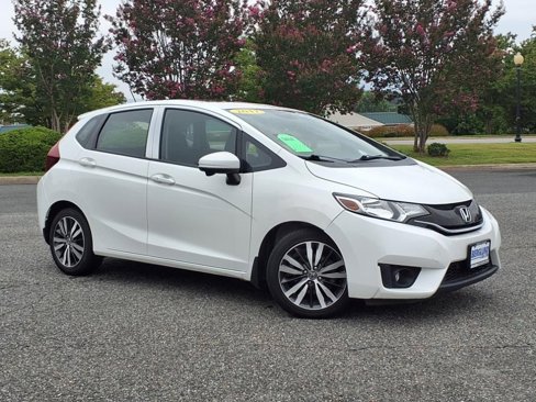 Used 2017 Honda Fit EX image 2