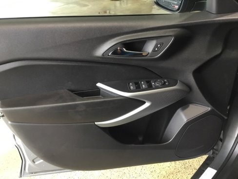 New 2025 Chevrolet Trax LS w/ LS Convenience Package image 35