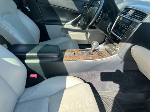 Used 2010 Lexus IS 250 AWD image 31